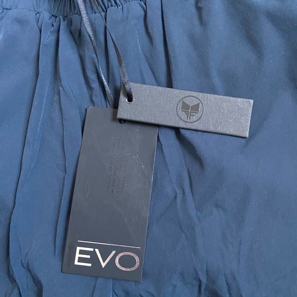 Alphaforward evo shorts. Navy NWT size medium - Picture 3 of 3